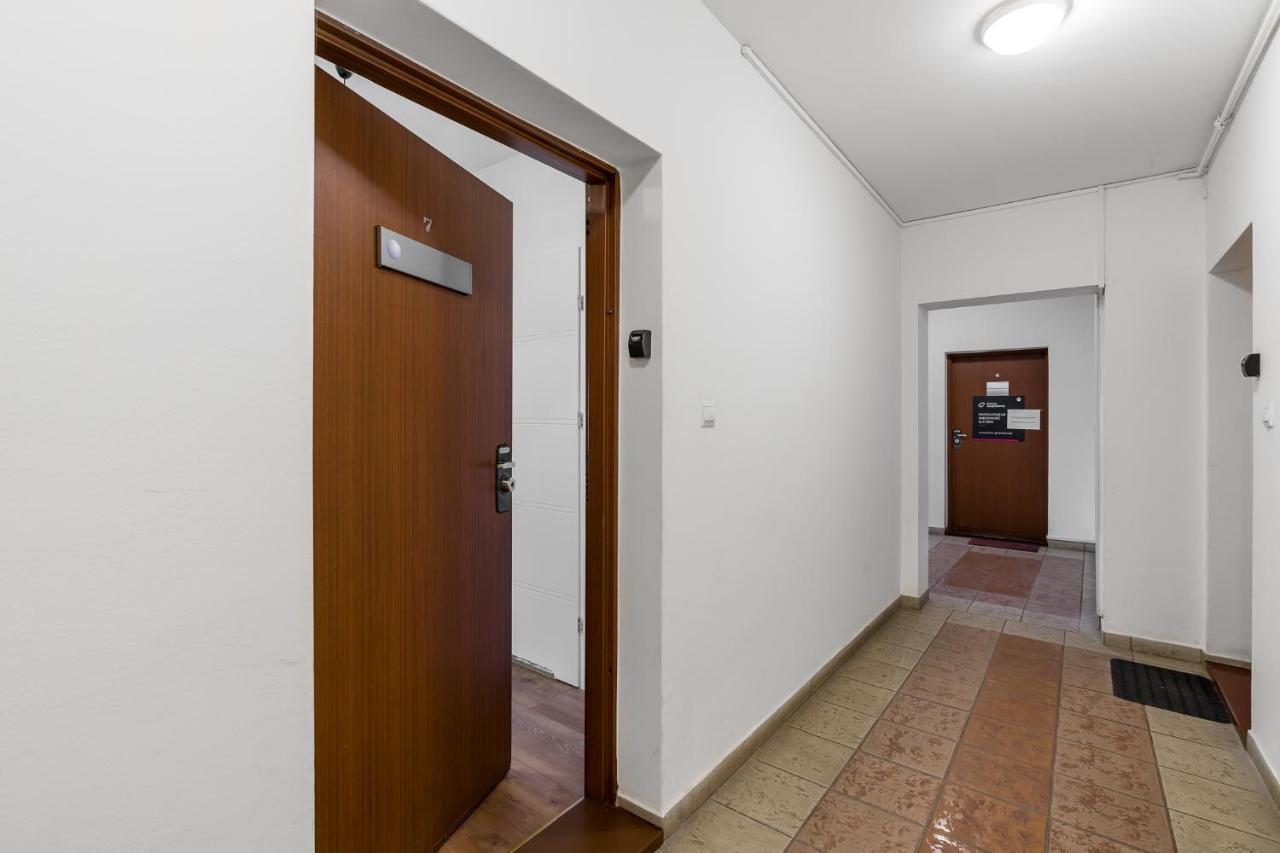 Sleepway Apartments - Modern Dream พอซนาน ภายนอก รูปภาพ